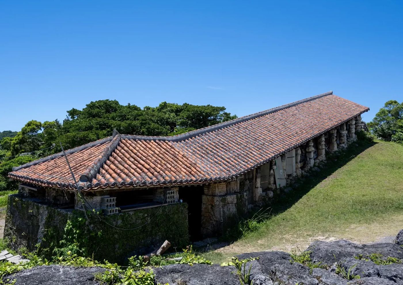 やちむんの里に残る登り窯